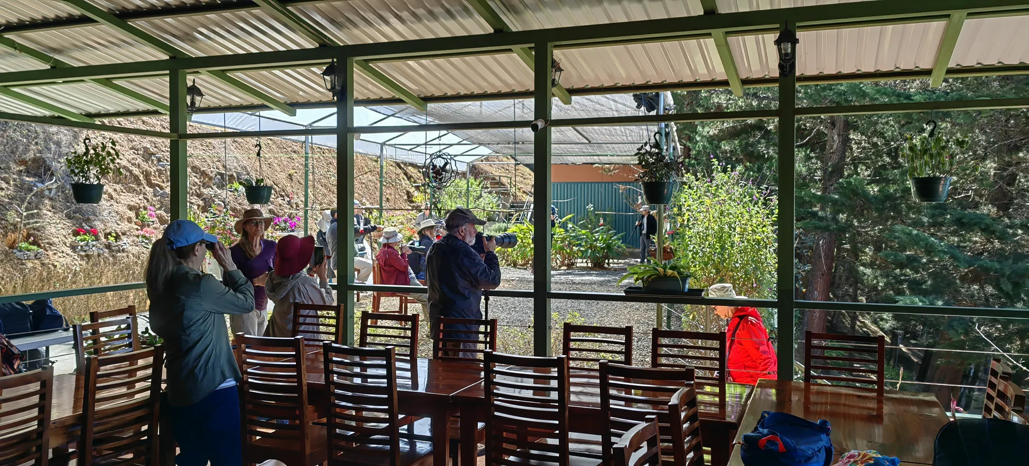 quintagaleon-people-guests-2000-131